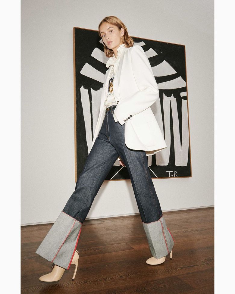 Брюки, которые визуально удлиняют ноги