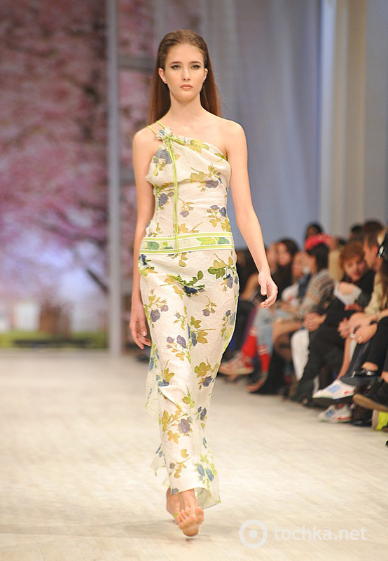 Показ Людмила КИСЛЕНКО