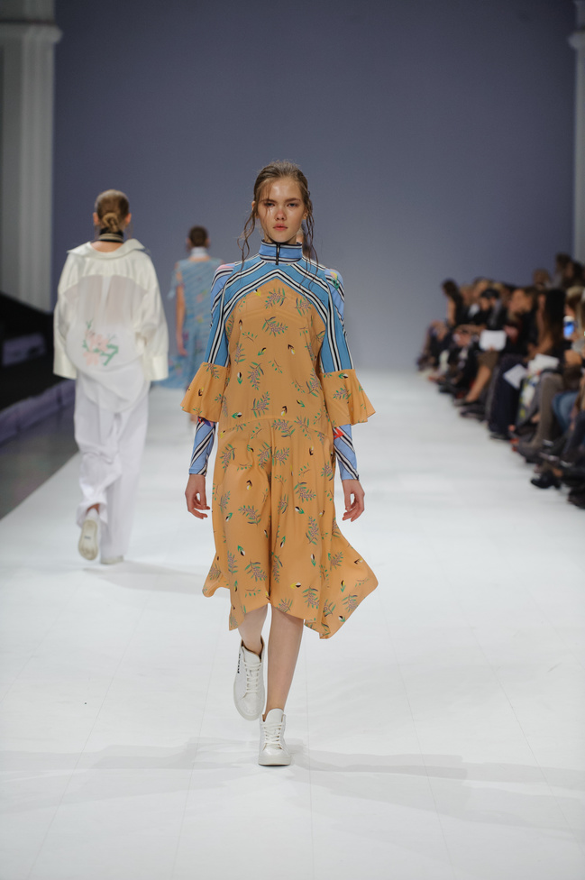 POUSTOVIT весна-лето 2017