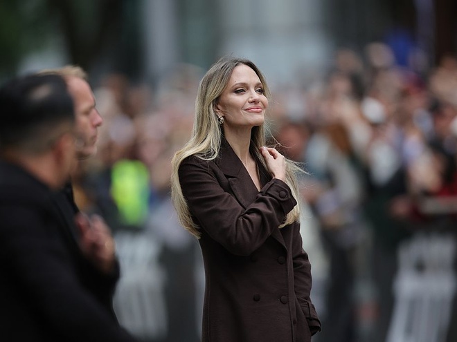 Анджеліна Джолі опублікувала жахливу статистику війни в Україні