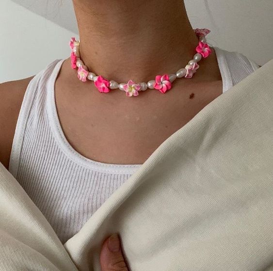 Украшения из бисера — тренд летних аксессуаров