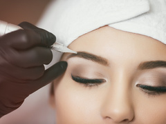 Пудровые брови