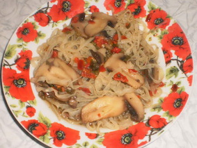 Рисовая лапша с грибами