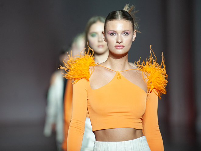 Показ Arutiunova: UFW noseason sept 2021 на Ukrainian Fashion Week noseason sept 2021