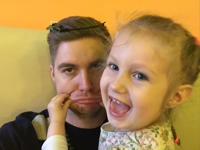 «Дякую, що обрала мене»: Остапчук зворушливо привітав дочку з 10-річчям