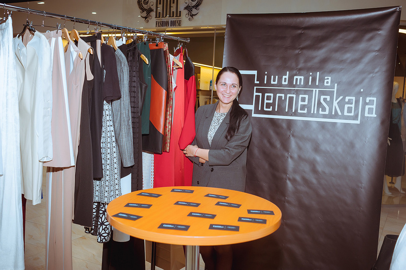 Соціально-культурний проект «Ukrainian Designers Corner» в Преміум Галереї «АТМОСФЕРА»