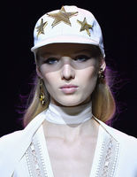 Головной убор для лета 2017