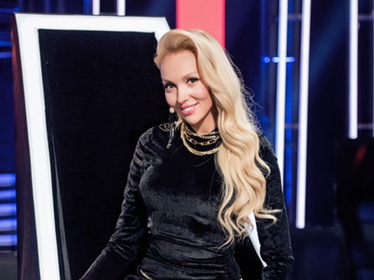 Оля Полякова