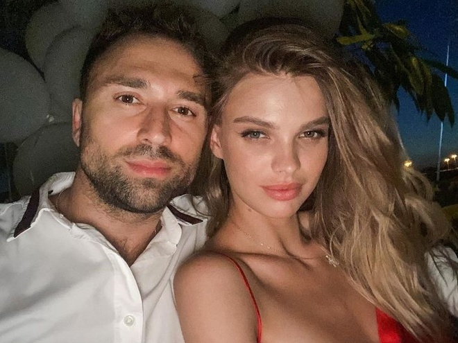 Дружина «Холостяка» Макса Михайлюка розсекретила незвичайне ім'я їхнього новонародженого сина