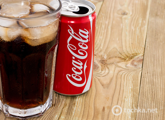 Чи шкідливо пити Кока-Колу?