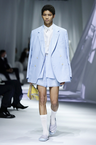 Fendi коллекция весна-лето 2021