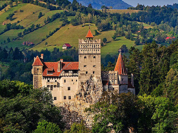 В гостях у графа Дракулы: легендарный Замок Бран в Трансильвании