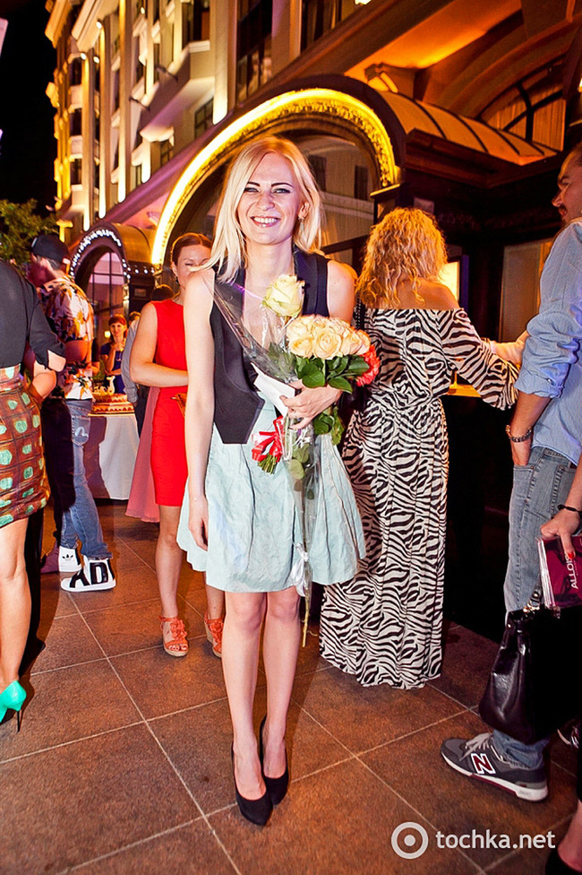 Самые стильные певицы 2013 года: Alloise