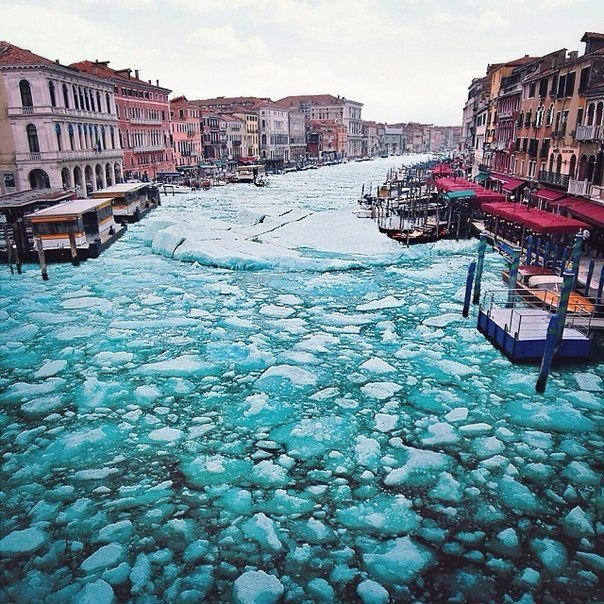 Нереальны фото. Замерщая Венеция