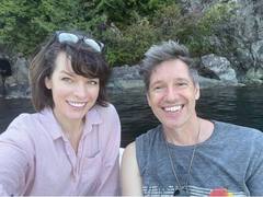 Мілла Йовович з чоловіком