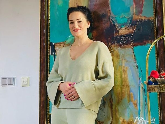 «Ваша взяла! Я вагітна»: Даша Астаф'єва показала нові фото з відпочинку у Карпатах