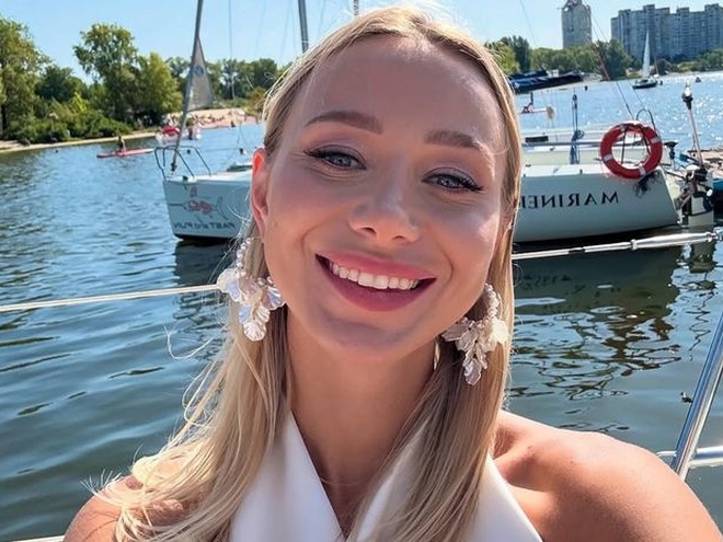 Репяхова розповіла про невдалу пластику і показала фото до та після