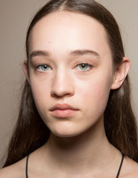 Б'юті-образ моделей з показу Salvatore Ferragamo Осінь 2015 Б'юті-образ моделей з показу Salvatore Ferragamo Осінь 2015