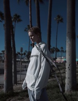 Саша Самсонова сняла лукбук для Poustovit x Tago