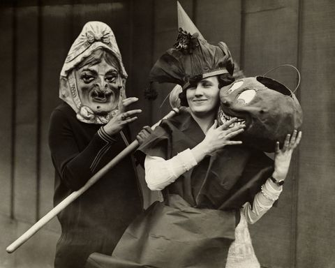 Страшные винтажные костюмы на Хэллоуин