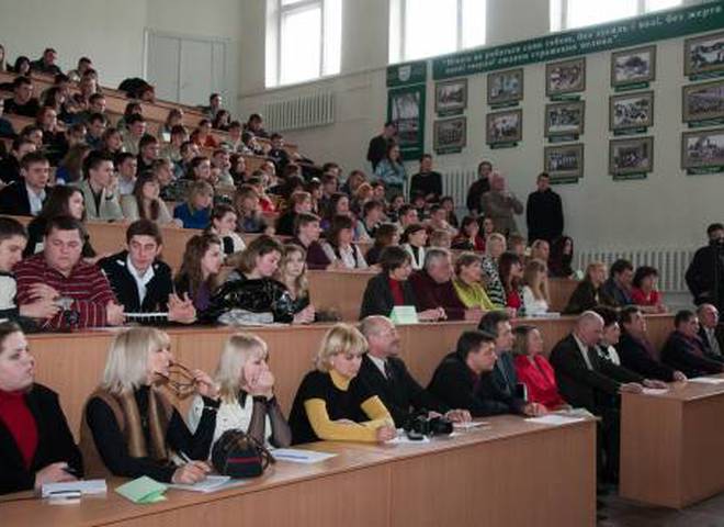 студенти в аудиторії