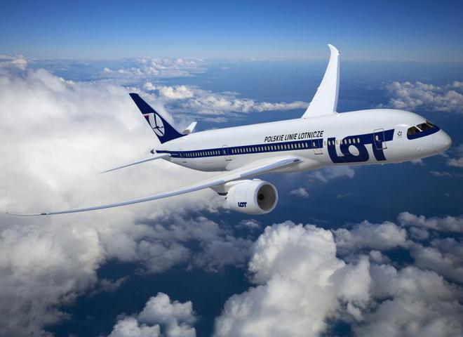Авіакомпанія LOT оголосила про старт розпродажу квитків
