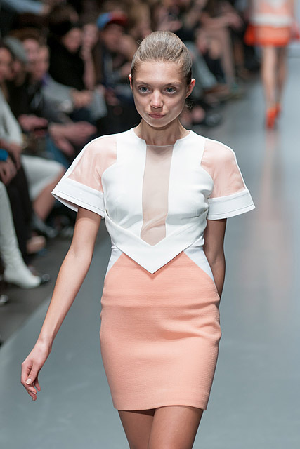 Показ David Koma