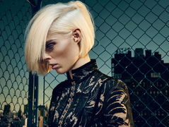 Коко Роша - блондинка