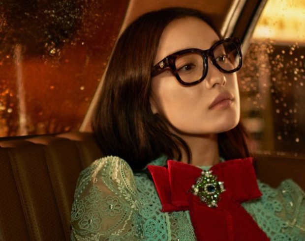 Новый формат: китайская актриса представляет европейский модный дом 