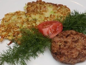 Котлеты из кабачков и фарша Котлеты из кабачков и фарша