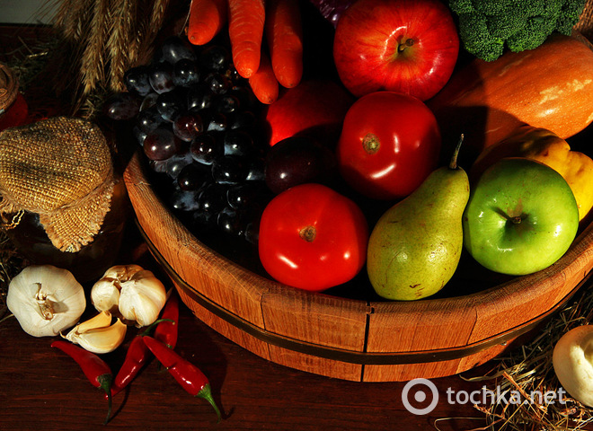 Як зробити саморобку з фруктів і овочів своїми руками?