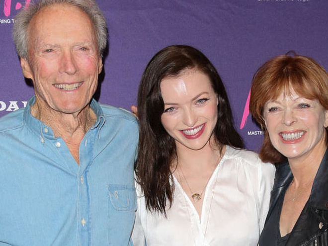 Дочка Клінта Іствуда та Френсіс Фішер оголосила про другу вагітність