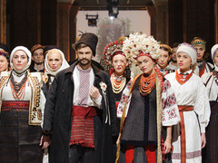 ЦЕНТР ІСТОРІЇ ВБРАННЯ