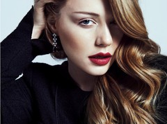 Тина Кароль красные губы