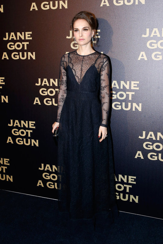 Натали Портман на премьере фильма "Джейн берет ружье"