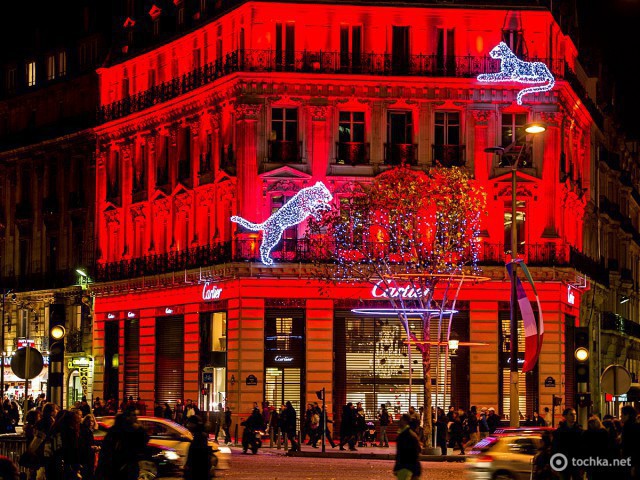 Різдвяна ілюмінація в Парижі