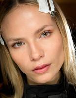 Бьюти-образ моделей с показа Emilio Pucci Осень 2015
