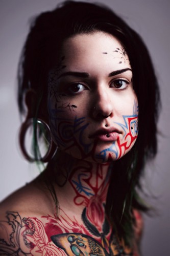 Необычные макияжи