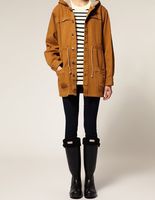 Что надеть в дождливую погоду: 14 стильных образов