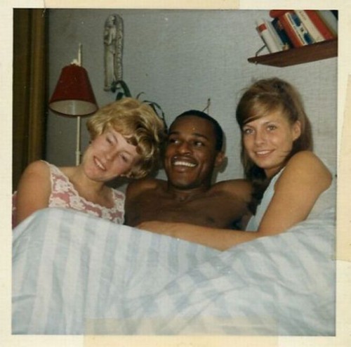 Студенческие ретро-вечеринки