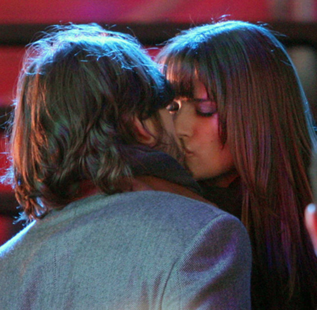 Эштон Катчер изменяет Дэми Мур?