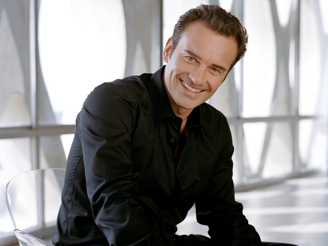 Джулиан Макмэхон