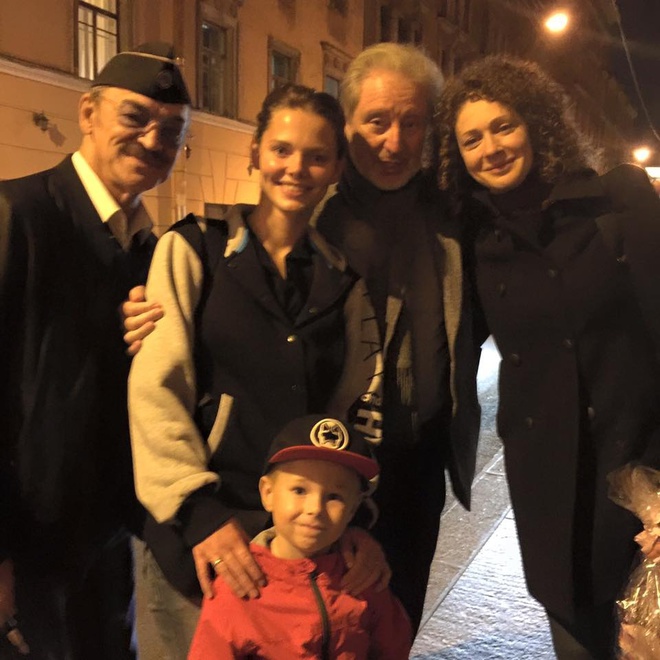 Елизавета Боярская с сыном