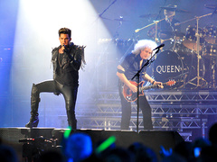 Концерт Элтона Джона и Queen 