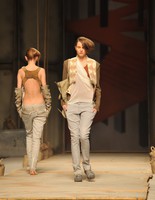 Литковская создала мутантов для Fashion Week