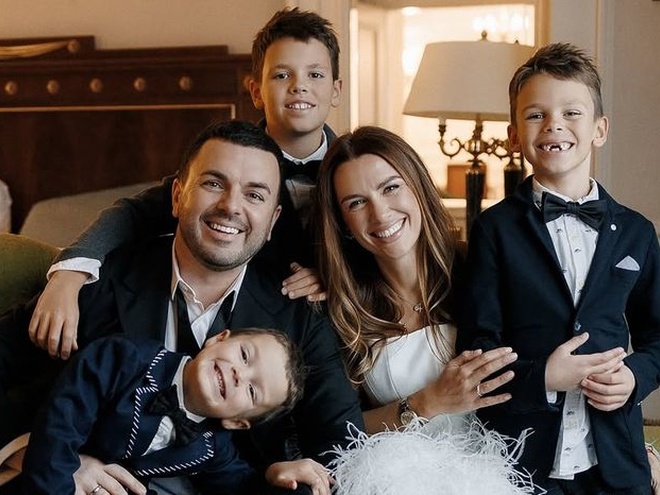 Дружина Решетника пояснила, чому її з дітьми розвернули на польському кордоні