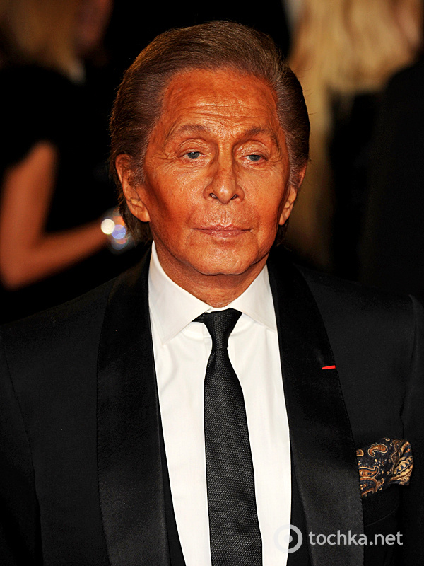 Наряди гостей на прем'єрі Бонда