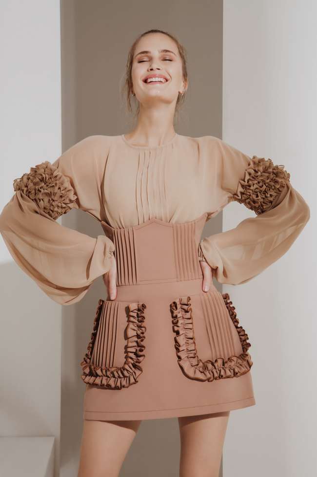 Алла Костромичева в лукбуке бренда ELENA GURANDA