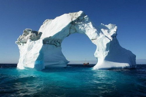 Айсберги в океане фото