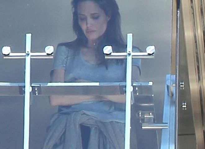 Анджелина Джоли